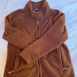 • Patagonia • women’s brown jacket